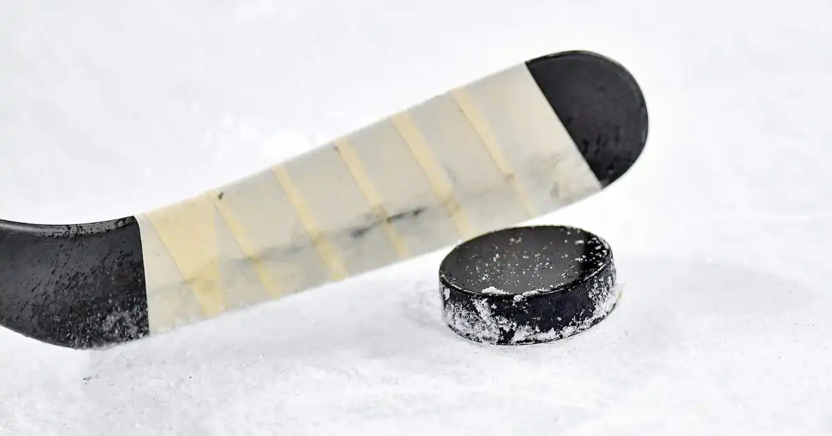 custom hockey stick